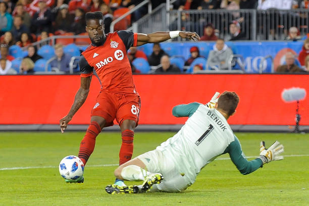 足球場設(shè)計指南：如何按標(biāo)準長寬規(guī)劃場地？