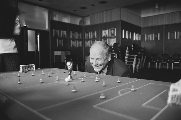 今晚足球比賽時(shí)間表：五大聯(lián)賽+杯賽直播指南