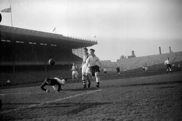 法甲賽程ds足球：2023-2024賽季完整賽程表及焦點(diǎn)對(duì)決