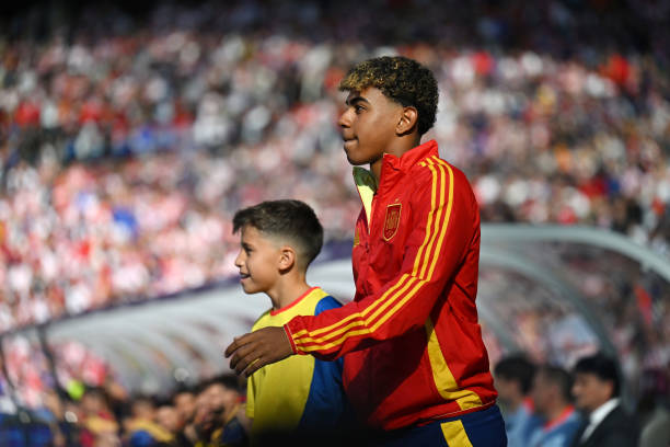 2024-25賽季歐冠資格賽賽制詳解：時間安排與晉級規(guī)則