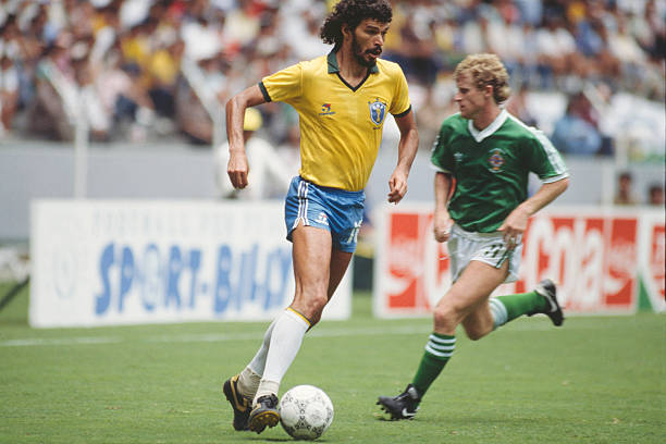 歐冠免費直播解說陣容盤點：名嘴云集，誰是你的最愛？