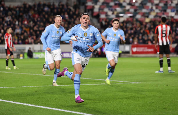 實況足球PS5版：如何打造無懈可擊的后防線