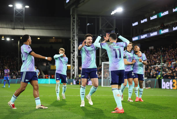 深度分析，指出輪次并非唯一決定因素，如陣容、傷病、賽程等