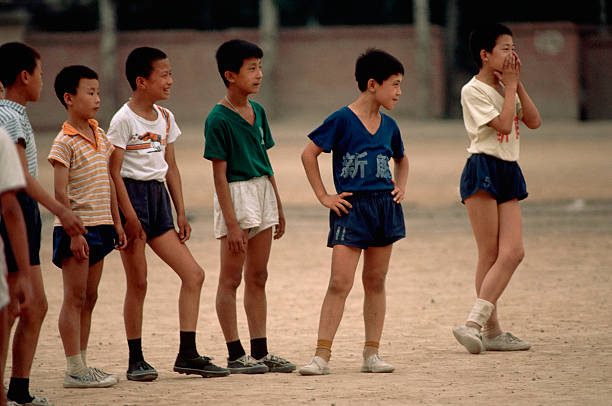 揭秘FIFA足球世界轉(zhuǎn)會(huì)市場(chǎng)的運(yùn)作機(jī)制