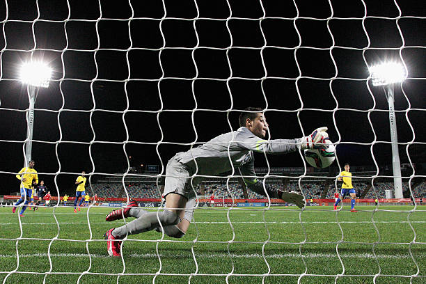 1819歐冠小組賽落幕：16強(qiáng)誕生，英超四隊(duì)全部晉級(jí)