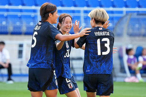 門將藝術(shù)的巔峰！布馮這記撲點(diǎn)球堪稱足壇經(jīng)典（動(dòng)態(tài)圖解