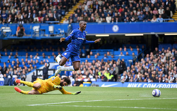 從歐洲到亞洲！C羅中國行為何備受矚目？