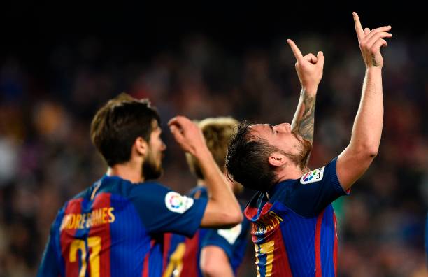 角球、任意球、界外球：詳解足球定位球的三大核心技術(shù)