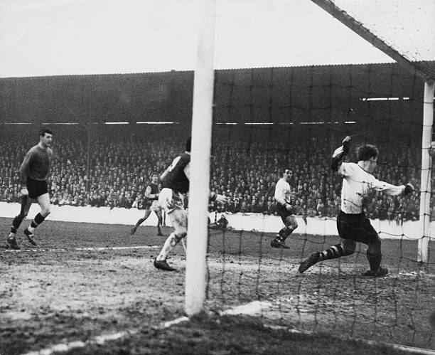 金球制：足球比賽中的“突然死亡”規(guī)則解析