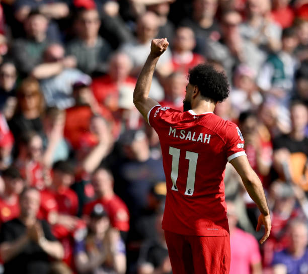 足球比分實(shí)時(shí)更新：15場(chǎng)熱門賽事全程跟蹤