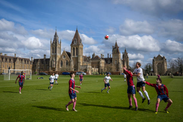 預(yù)測勝負！6月16日足球賽關(guān)鍵球員與戰(zhàn)術(shù)分析