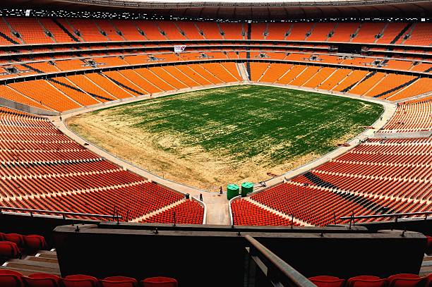 魯爾區(qū)德比：沙爾克04與多特蒙德的百年恩怨