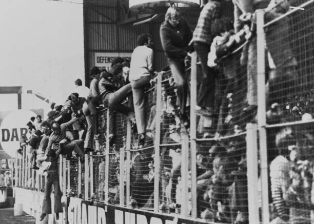 貝爾格萊德紅星主場(chǎng)——馬拉卡納球場(chǎng)：紅白軍團(tuán)的堡壘