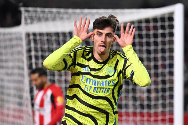 諾伊爾如何解讀梅西的進攻策略？