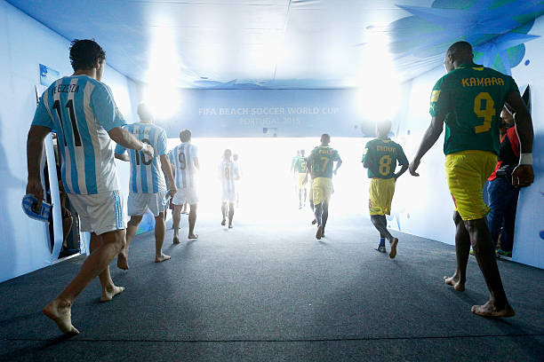 弧線絕殺！貝克漢姆任意球破門瞬間引爆全場