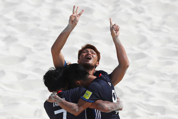 齊達(dá)內(nèi)效力俱樂部及國(guó)家隊(duì)年限全記錄