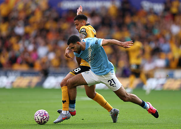 實況足球0傳奇球員數(shù)據(jù)對比：誰更值得入手？