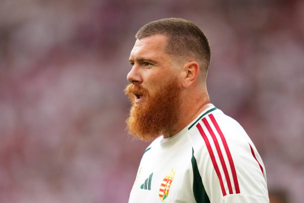 足球教練必看：定位球?qū)ｍ?xiàng)訓(xùn)練方案設(shè)計(jì)