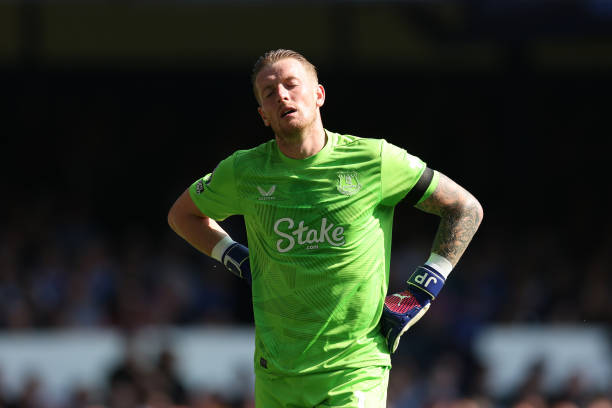 荷蘭全攻全守陣型對(duì)當(dāng)代足球戰(zhàn)術(shù)的影響