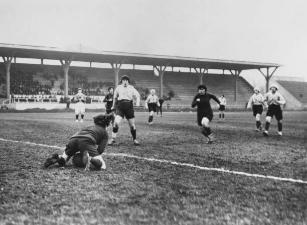 熱血綠茵場(chǎng)！二次元足球手抄報(bào)創(chuàng)意集錦