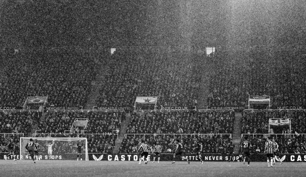 C羅禁區(qū)外世界波！門將絕望目送！?