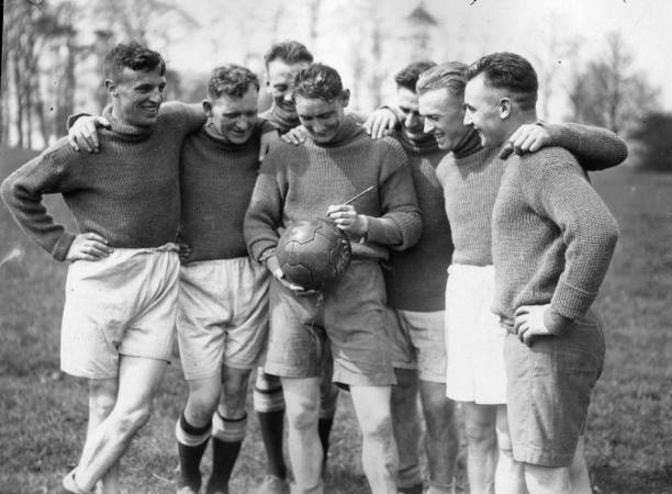 法甲右后衛(wèi)未來趨勢：年輕化與全能化的發(fā)展方向