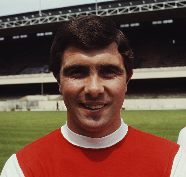 馬丁內(nèi)斯射門：一記改寫歷史的致命弧線