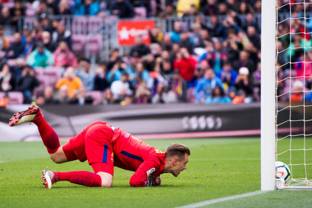 03年意甲俱樂部如何幫球員避稅？合法與灰色手段分析