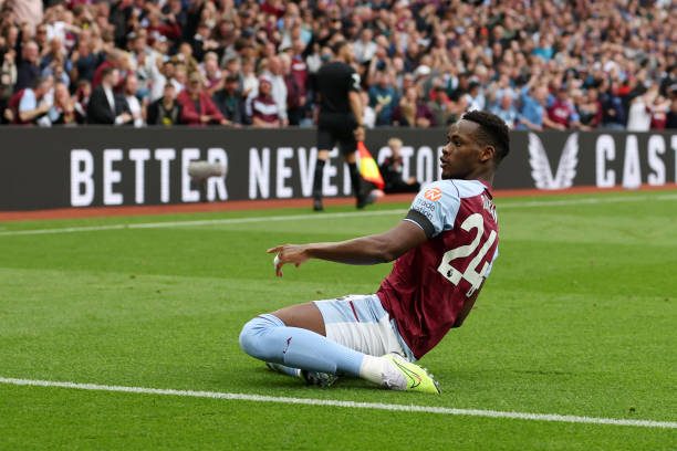 美國足球超級聯(lián)賽積分榜更新：黑馬球隊(duì)異軍突起！