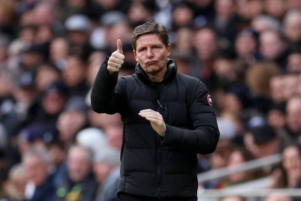 從戰(zhàn)術(shù)角度看，巴黎能否抵擋曼城的攻勢？專家給出比分預(yù)測。