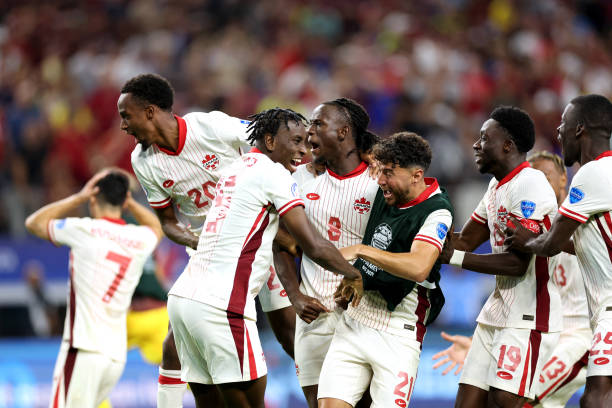 2122賽季英超射手榜：盤(pán)點(diǎn)金靴得主的輝煌表現(xiàn)