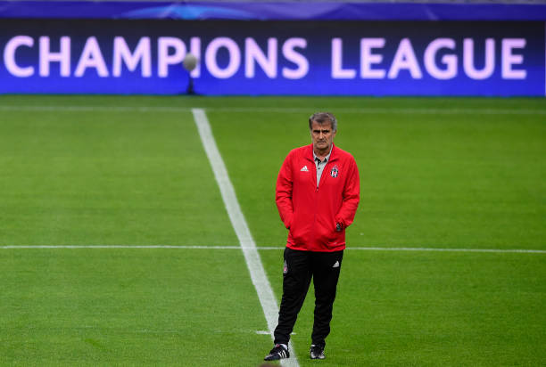 梅西第六次捧起金球獎(jiǎng)！2019年再創(chuàng)足壇歷史