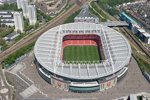 今晚足球賽事直播平臺(tái)全攻略，精彩對決不容錯(cuò)過