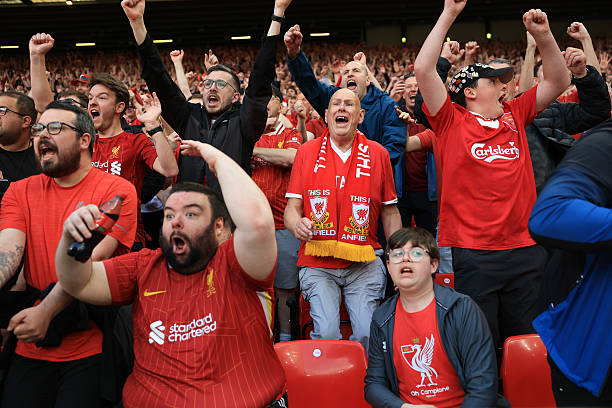 為什么德甲獎杯不像其他聯(lián)賽是傳統(tǒng)獎杯？