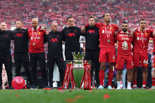 從齊達內(nèi)到德羅巴：解析穆里尼奧陣型中的關(guān)鍵角色與“特權(quán)球員”