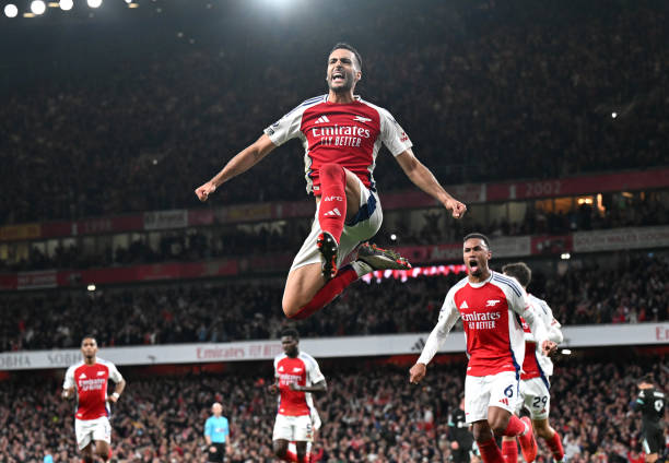 歷史經(jīng)典瞬間：那些改變比賽的定點(diǎn)球時刻