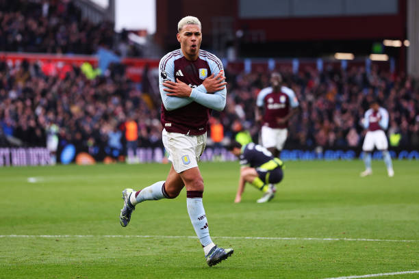 七人制足球場(chǎng)長(zhǎng)寬比例圖的關(guān)鍵參數(shù)與測(cè)量方法