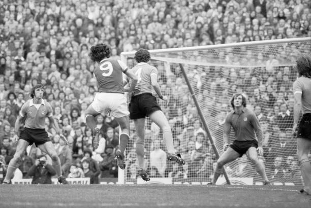 戰(zhàn)術(shù)博弈！瓜迪奧拉與圖赫爾的歐冠決賽陣容玄機(jī)