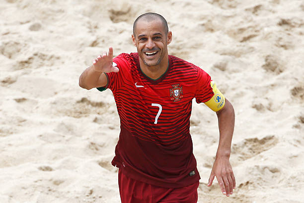 預(yù)測(cè)2比1卻踢成3比1？這場(chǎng)足球比分太意外！