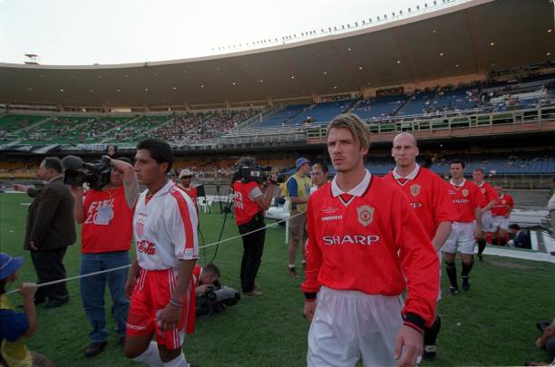 > 八強(qiáng)對(duì)陣猜想：曼城再遇皇馬？姆巴佩直面舊主？歐冠抽簽前瞻