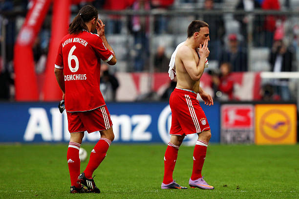 世界足壇十大傳奇球星，誰(shuí)的名字最閃耀？