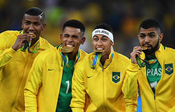 梅西的個人榮譽(yù)：金球獎、歐洲金靴等頂級獎項盤點