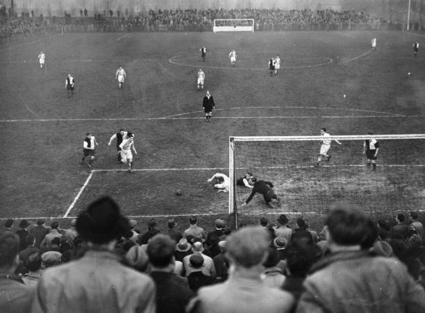 風(fēng)格：明星效應(yīng)/游戲化型，利用名人效應(yīng)和趣味性