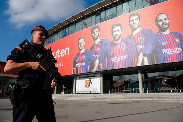 九人制足球場(chǎng)面積計(jì)算：如何規(guī)劃合適的場(chǎng)地？