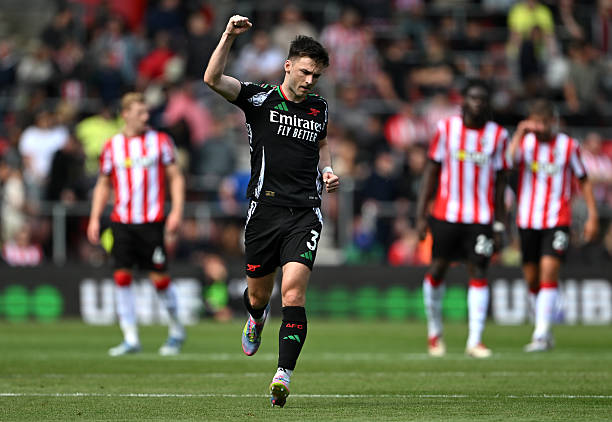 勺子球為什么能飄忽不定？空氣阻力與旋轉(zhuǎn)的關(guān)系