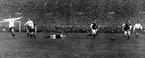 歐洲杯小組賽：荷蘭VS法國(guó)，誰(shuí)能搶占出線先機(jī)？