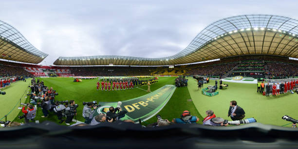 歐冠決賽經(jīng)典之戰(zhàn)：伊斯坦布爾之夜的戰(zhàn)術復盤