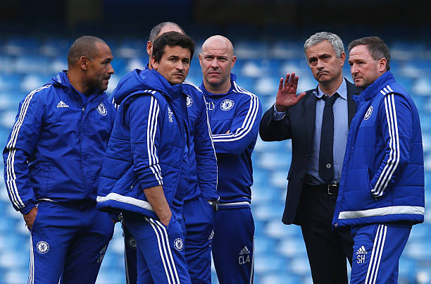 風(fēng)格：分析對(duì)比、強(qiáng)調(diào)用戶體驗(yàn)