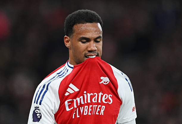 裁判視角：第五輪中超聯(lián)賽執(zhí)法難點(diǎn)與挑戰(zhàn)