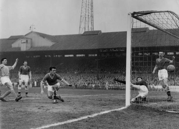 姆巴佩轉(zhuǎn)會(huì)費(fèi)引爭(zhēng)議：值不值5億？足壇專(zhuān)家激烈辯論